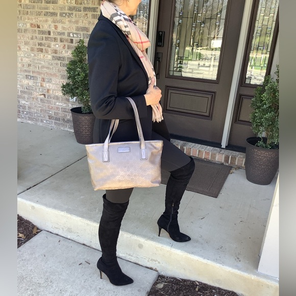 Authentic GUCCI PVC GG monogram tote bag 🌷🌷🌷 - Picture 2 of 16